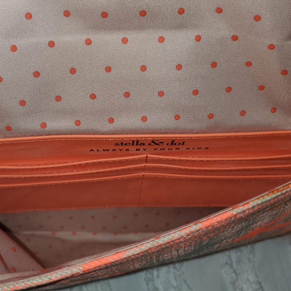 S&D Bright Aztec Clutch - Picture 2 of 2
